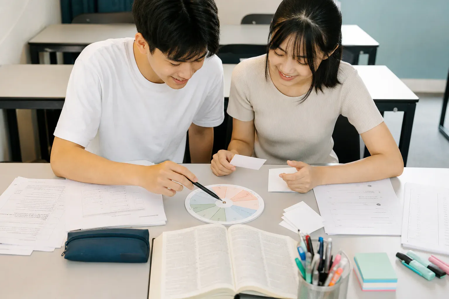 马来西亚学生使用纸本SPM英文学习工具